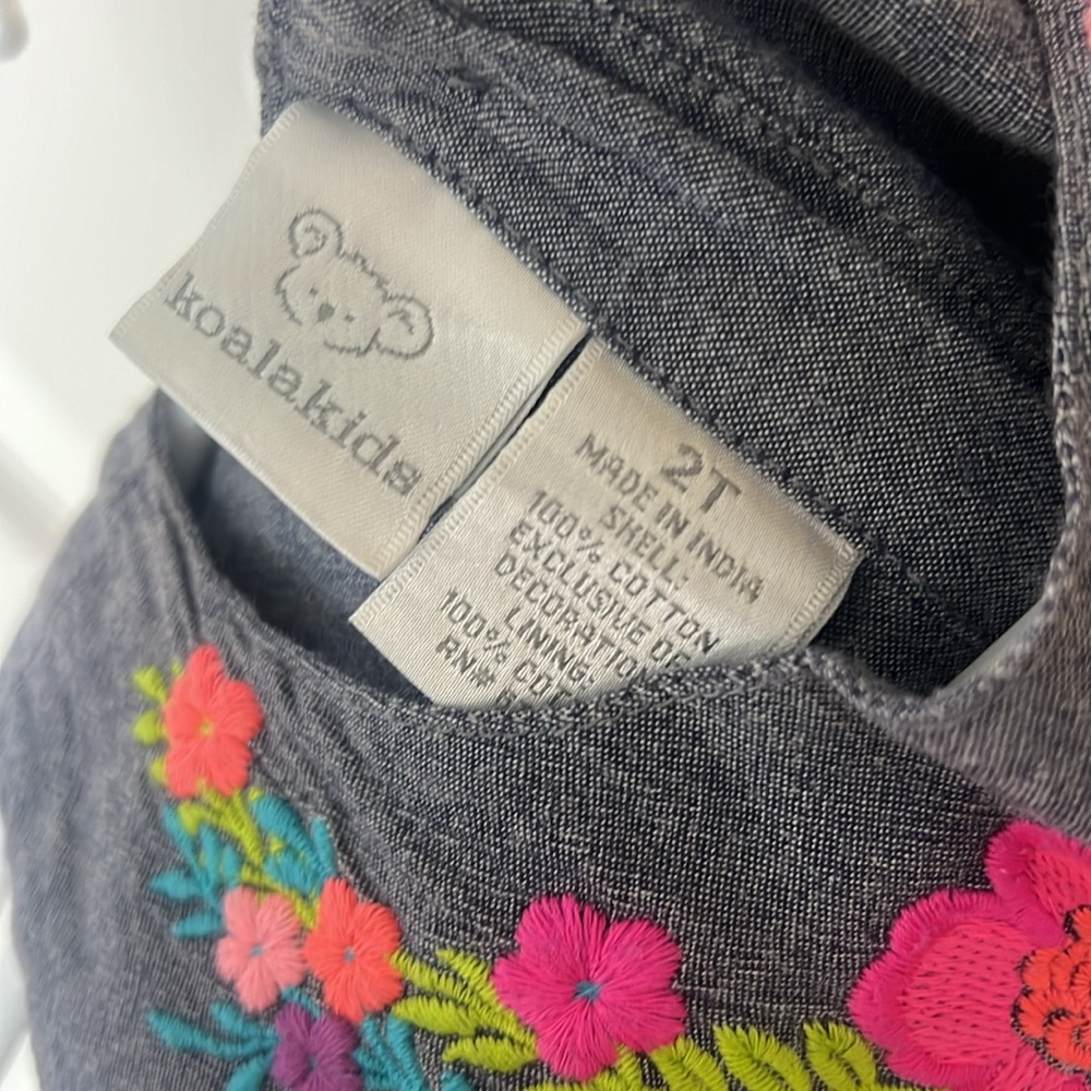 Girls dress size 2T - Picture 3 of 3